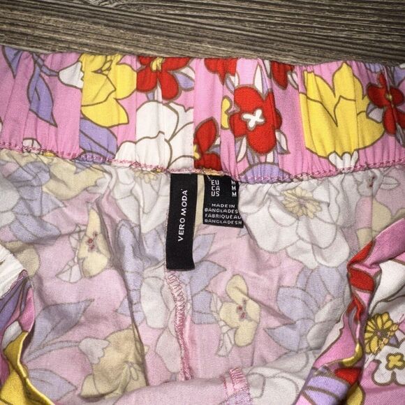 VERO MODA Taya Floral Cotton Shorts In Prism Pink ~ 100% Cotton. Size Medium. 12 - Picture 5 of 12